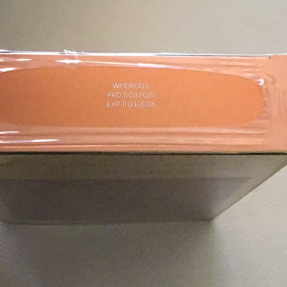 DEROL Eyebrow Stamp & Eyebrow Styling Stencil Kit ~ Exp 2026 ~ dark brown - Picture 3 of 4